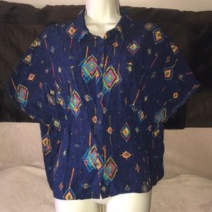 LuLaRoe large button down shirt 💕